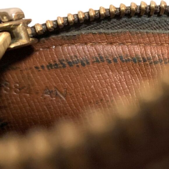 Vintage Louis Vuitton Key Chain Coin Pouch - Picture 11 of 11